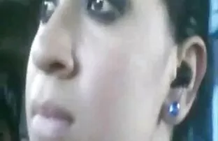 O Spex twink masturba-se video porno com anal depois da masturbação com um brinquedo no rabo num vídeo Amador.