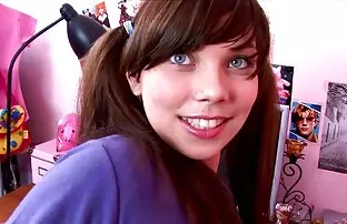 A cu videos porno Estrela Porno Busty Britney DPS com brinquedos