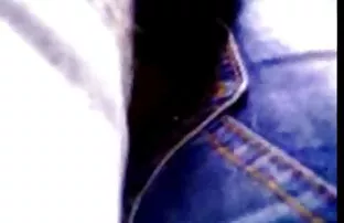 A dona de casa assistir filme pornô de sexo anal loira super Boazona gosta de uma pila gorda.
