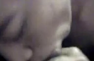 O irmão fode-se assistir vídeo pornô sexo anal com a irmã Checa.