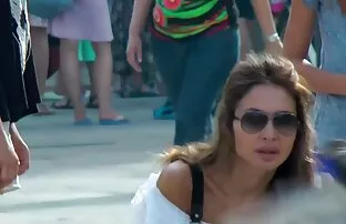 Uma linda video sexo anal violento miúda Selvagem Chupa vibradores.